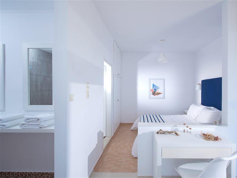 Golden Grain Suites "By Checkin" Kokkini Hani Exterior photo